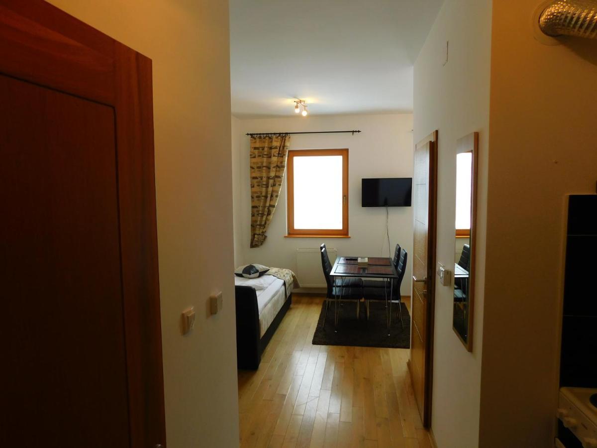 Apartments Rapid Яхорина Экстерьер фото