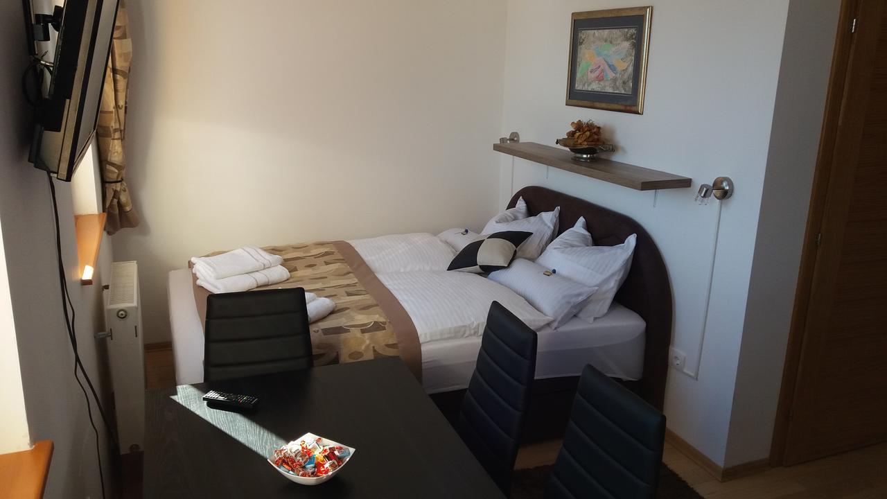 Apartments Rapid Яхорина Экстерьер фото